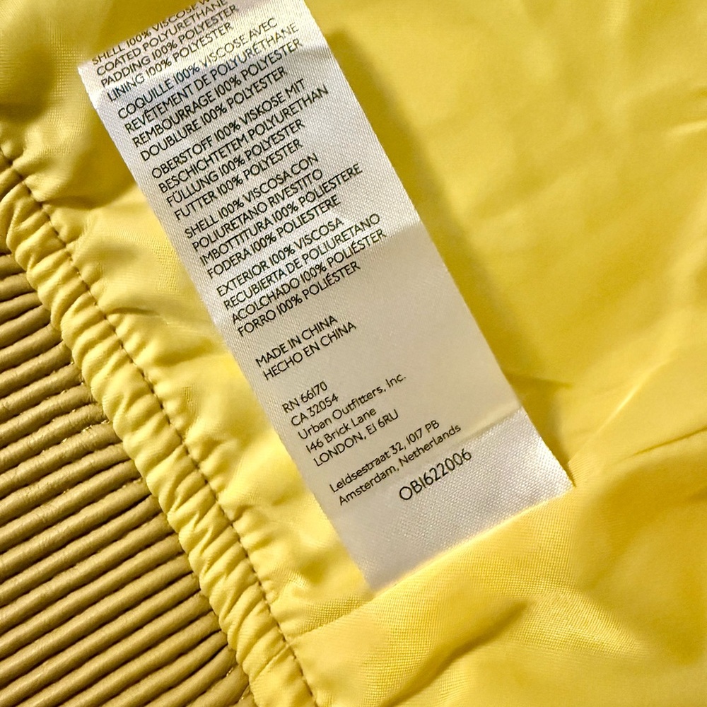 Urban Outfitters Vest Medium Yellow Faux Leather Liner Quilted Full Zip (0040)A4 - Picture 6 of 9